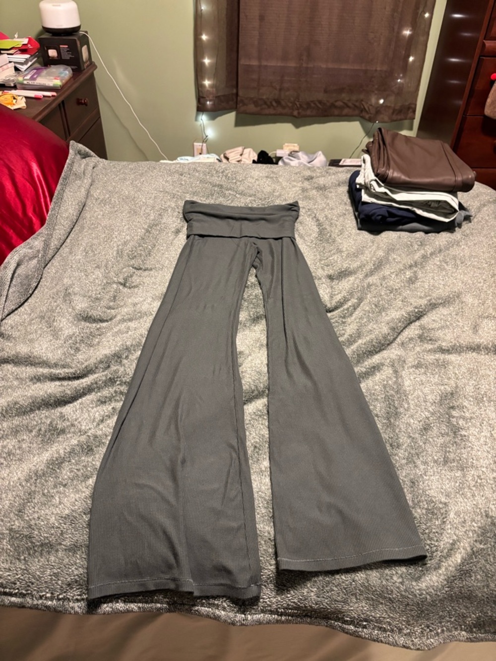 skims foldover pants